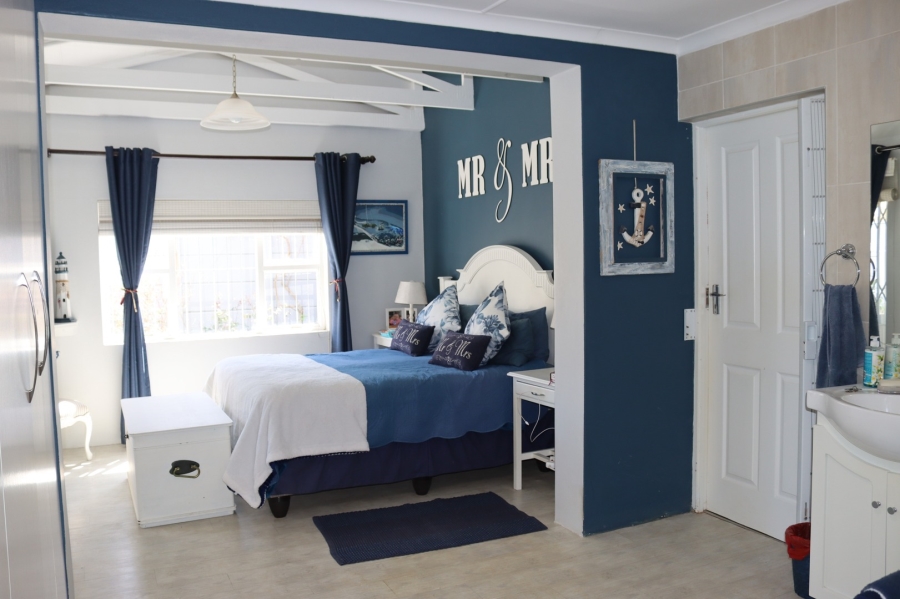 3 Bedroom Property for Sale in Kleinmond Western Cape